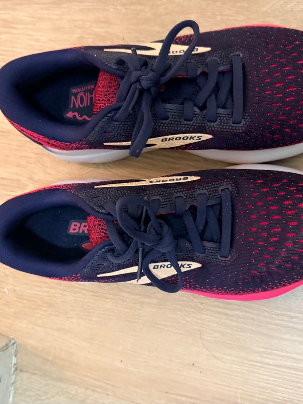 Brooks Navy and Pink Athletic Low-Cut Socks